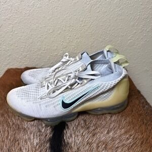 Nike Air VaporMax 7Y 2021 FK Youth White Mis‎ Matched Swoosh DQ7758-100 Run Gym